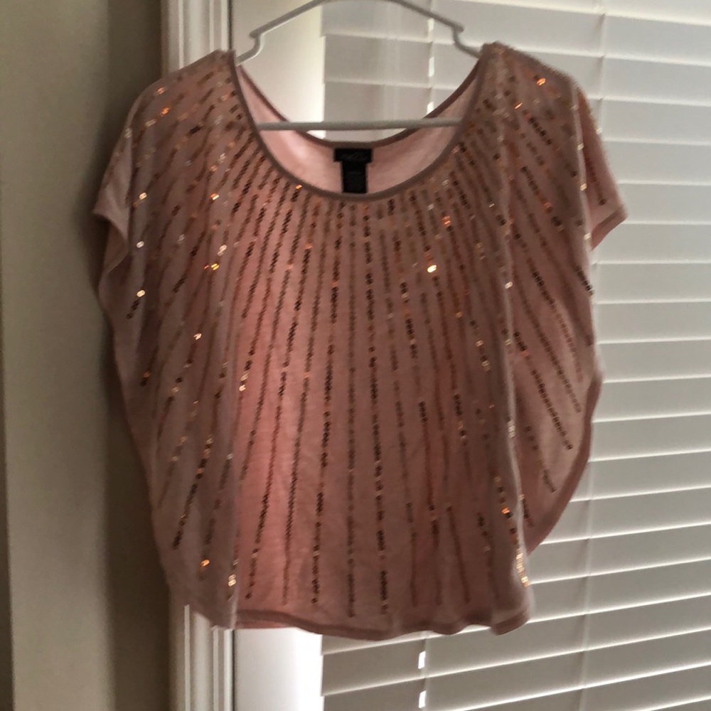 Light pink/sequin top